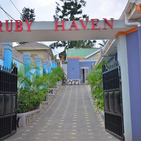 Ruby Haven Hotell Kampala Eksteriør bilde